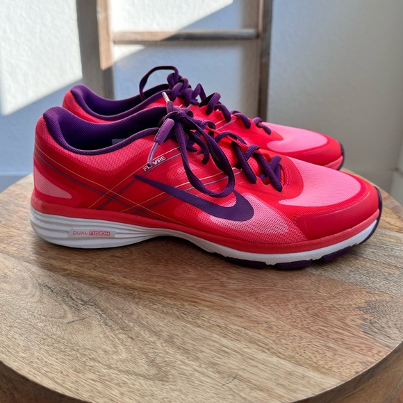 Nike Dual Fusion Flywire TR2 Training Sneakers sz: 8.5 - Picture 4 of 9